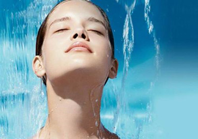 不同膚質(zhì)怎么樣補水保濕 4類膚質(zhì)不同補水保濕方法