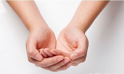 手腳冰涼的女人更易患癌？